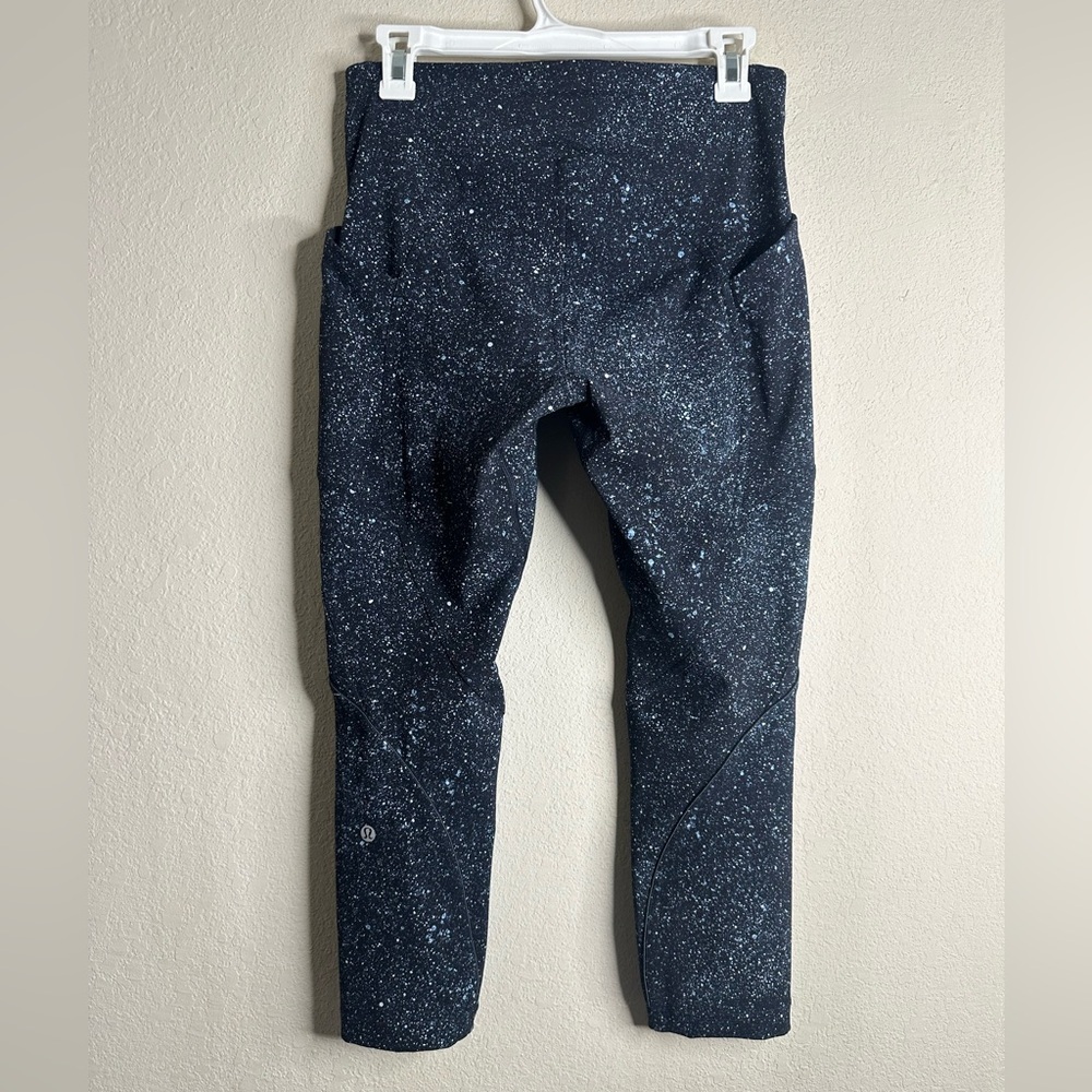 Lululemon Lead the Pack 23” Crop Leggings - Picture 3 of 6